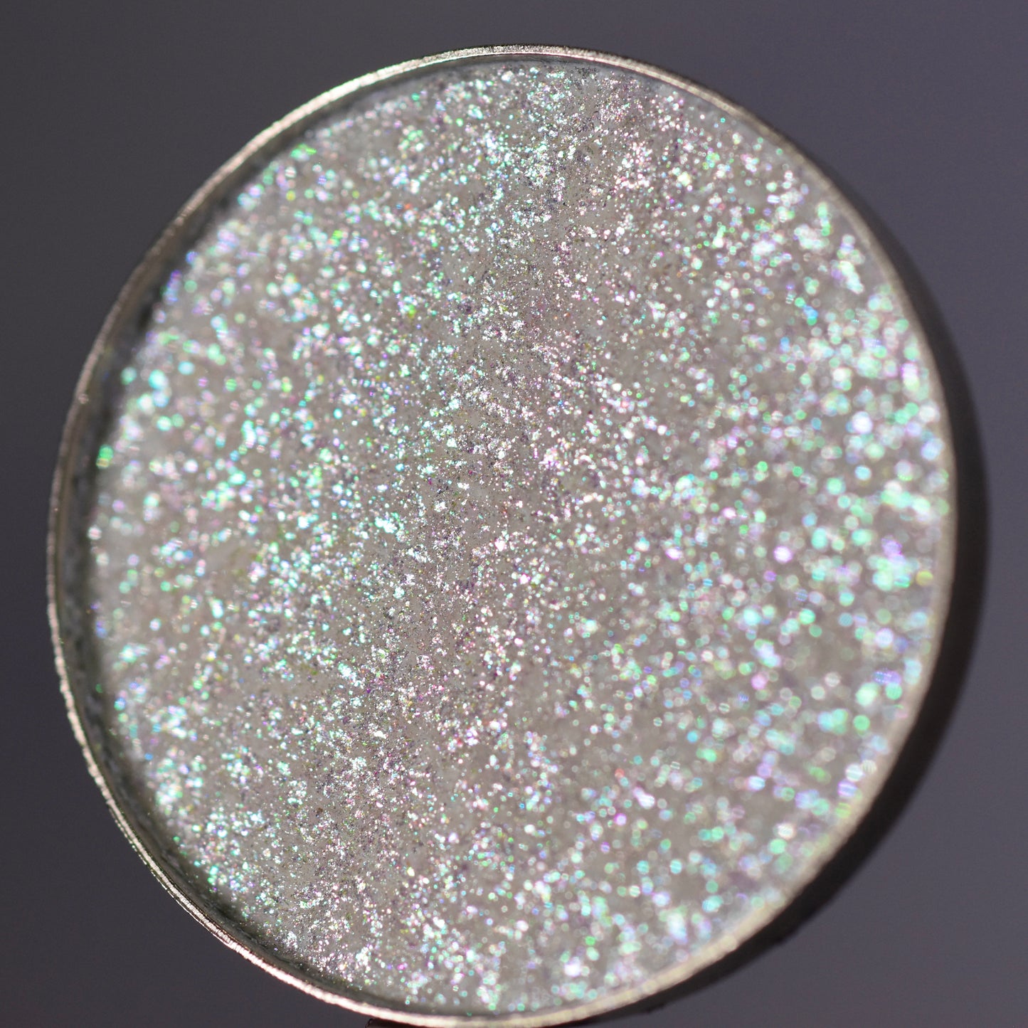 Ice Crystal Iridescent Multichome Eyeshadow Single
